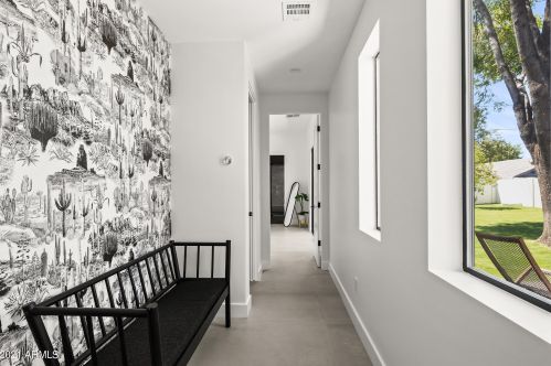 533 Belmont Ave, Phoenix AZ 85051-6766 exterior