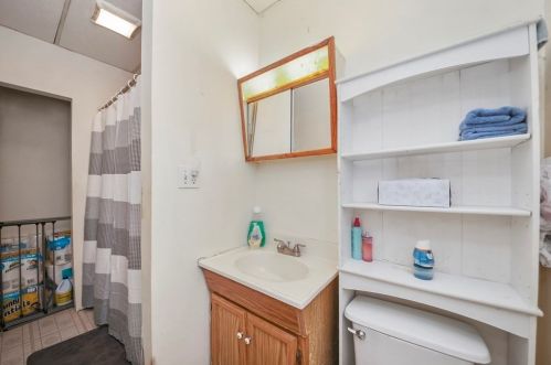 9 Lund St, Worcester MA 01607-1117 exterior