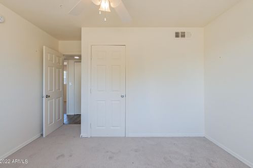 4626 38 Dr, Phoenix AZ 85053-2800 exterior