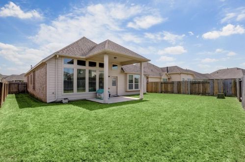 418 Conchola Ln, Richmond TX 77469-1823 exterior