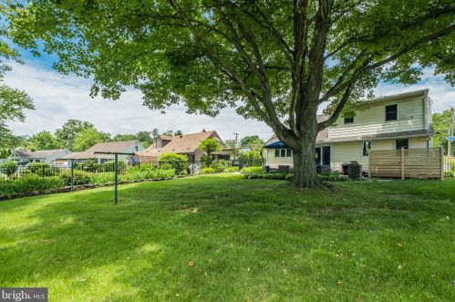 12 Beech Pl, West Deptford NJ 08096-3312 exterior