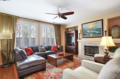 2349 Pacifica Ct, San Leandro CA 94577 exterior