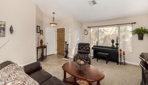 14250 43rd St, Phoenix AZ 85032-3322 exterior