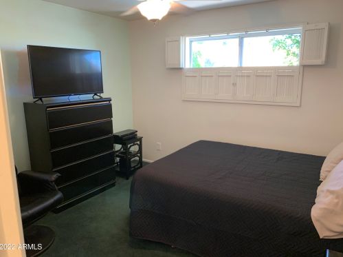 14052 Canterbury Dr, Phoenix AZ 85023-6211 exterior