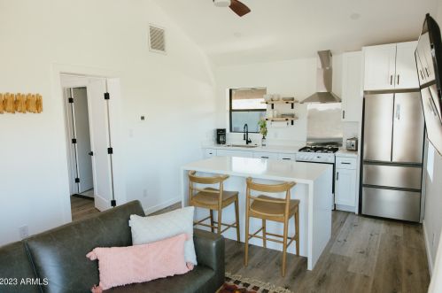 2635 Clarendon Ave, Phoenix AZ 85018-5958 exterior