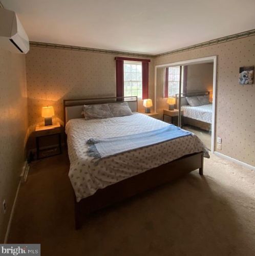 600 Chestnut Ave, West Deptford NJ 08097-1604 exterior