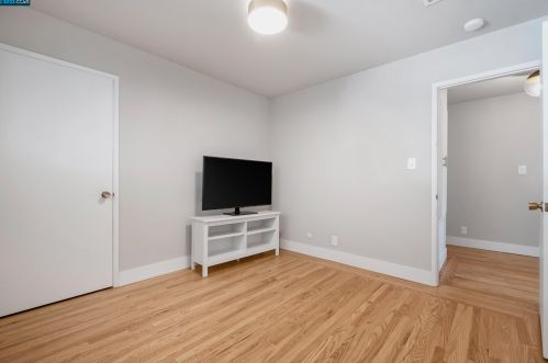 1973 Placer Dr, San Leandro CA  94578-1336 exterior