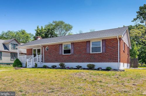 1343 Georgia Ave, West Deptford, NJ 08093-1922