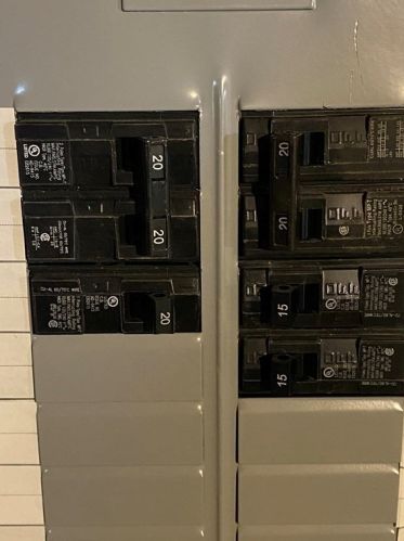 124 Walnut St, Everett MA 02149-2329 exterior