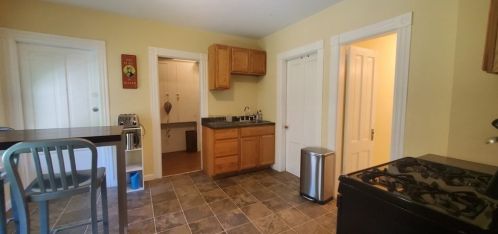 289 Main St, North Brookfield MA 01535-1914 exterior