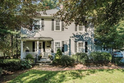 935 Webster St, Needham MA  02492-2907 exterior