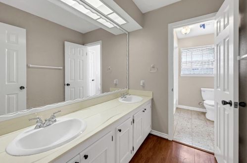 2210 Belmont Dr, Richmond TX 77469-5502 exterior