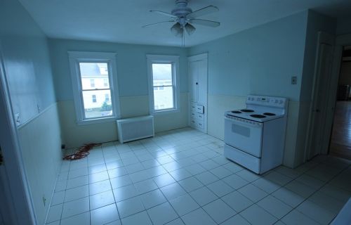 76 Longfellow Rd, Worcester MA 01602-2718 exterior