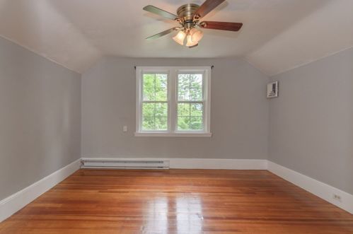 3 Mt Vernon St, Lawrence MA 01843-3206 exterior