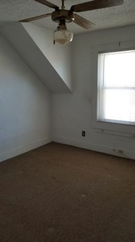 12 Morton Ct, New Bedford MA 02744-2510 exterior