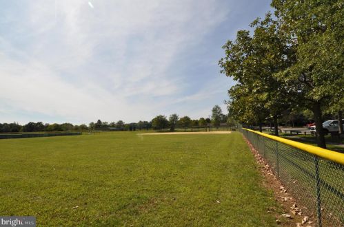 24854 Main St, Columbus NJ 08022-1339 exterior