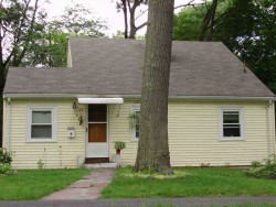 24 Elinor Rd, Newton, MA 02461-1835