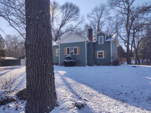 789 Ledge Rd, Seekonk MA  02771-3004 exterior