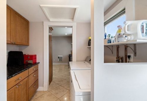 79 Border St, Dedham MA 02026-3601 exterior