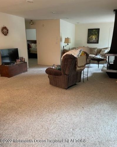 11 Medford Ct, Tinton Falls NJ 07701-5446 exterior