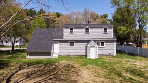 4 Birch Ave, Taunton MA  02718-1403 exterior