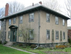 53 Charlesbank Rd, Newton, MA 02458-1703