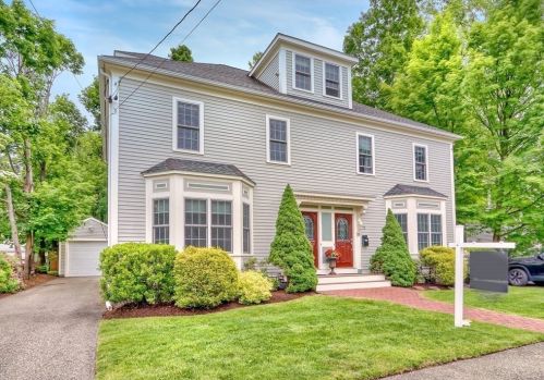 70 Marshall St, Needham MA  02492-1940 exterior