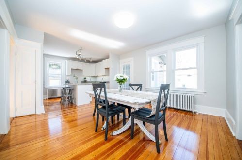 527 Oliver St, New Bedford MA  02745-1435 exterior