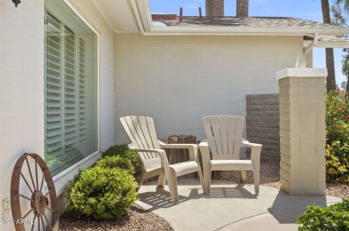 210 Butler Dr, Phoenix AZ 85051-4649 exterior