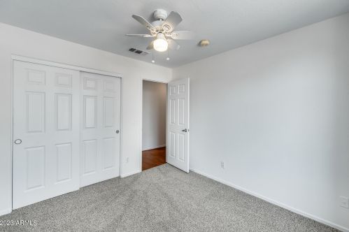 2021 Bluefield Ave, Phoenix AZ 85032-8817 exterior