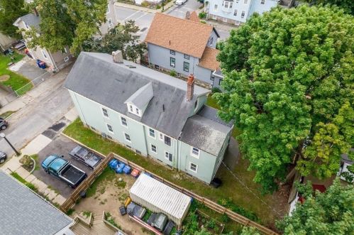 95 Chestnut St, New Bedford MA 02740-5254 exterior