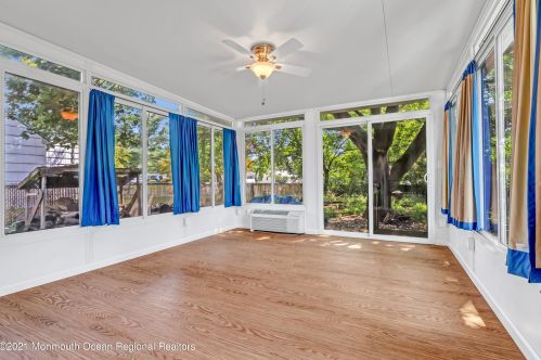 20 Irving Pl, Tinton Falls NJ  07724-1607 exterior