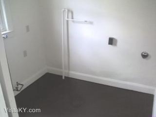 525 Inverness Ave, Louisville KY  40214-2607 exterior