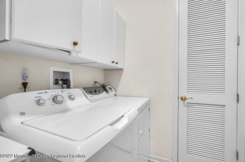 33 Crooked Stick Rd, Jackson Twp NJ 08527-4032 exterior