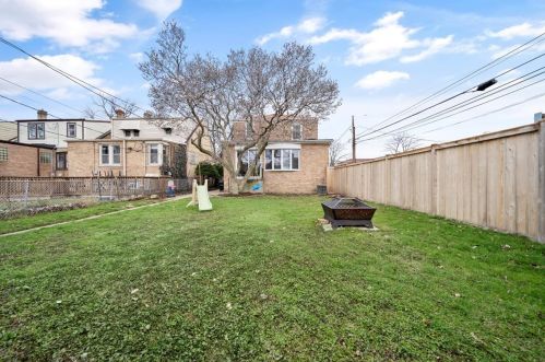 1613 Maple Ave, Forest View IL 60402-1546 exterior