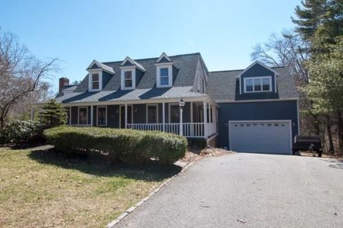 369 Highland St, Marshfield MA  02050-5810 exterior