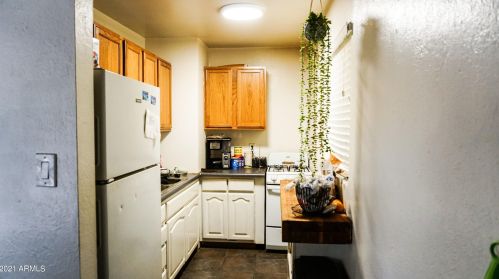 3323 40 St, Phoenix AZ 85040-2918 exterior