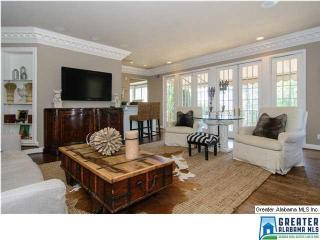 304 Vesclub Dr, Birmingham, AL 35216-1326