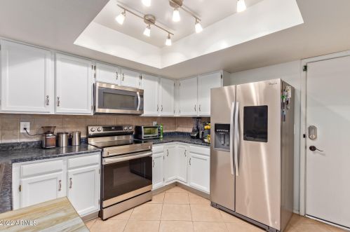 19242 5 Pl, Phoenix AZ 85042-4258 exterior