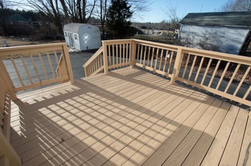 266 Pleasant St, West Bridgewater MA 02379-1509 exterior