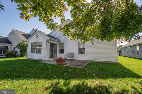 125 Sandpiper Ln, West Deptford NJ 08086-2196 exterior