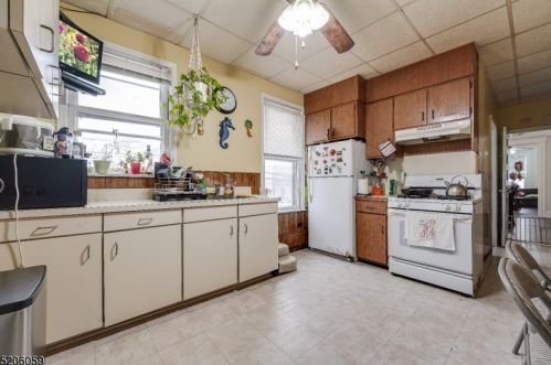 65 Halstead St, Kearny NJ 07032-2077 exterior