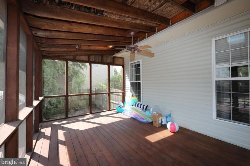 36 Hackemore St, Burlington NJ 08016-3056 exterior