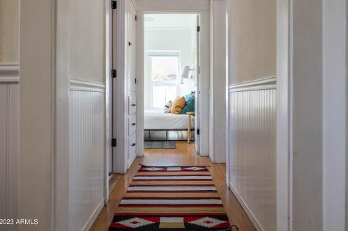 905 Coronado Rd, Phoenix AZ 85008-3931 exterior