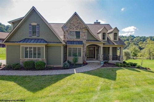 105 Kolbe St, Morgantown WV  26508-2560 exterior