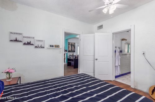 2209 Adams, Phoenix AZ 85009-5234 exterior