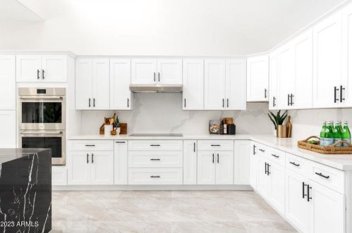 5801 30th St, Phoenix AZ  85016-2401 exterior