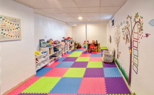 34 Lawn Ave, Quincy MA 02169-7336 exterior