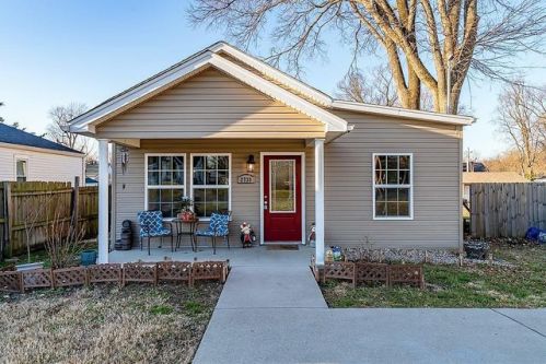 2739 Cleveland Blvd, Louisville, KY 40206-1101