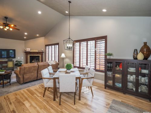 2161 Lorita Way, Sandy UT 84093-6514 exterior